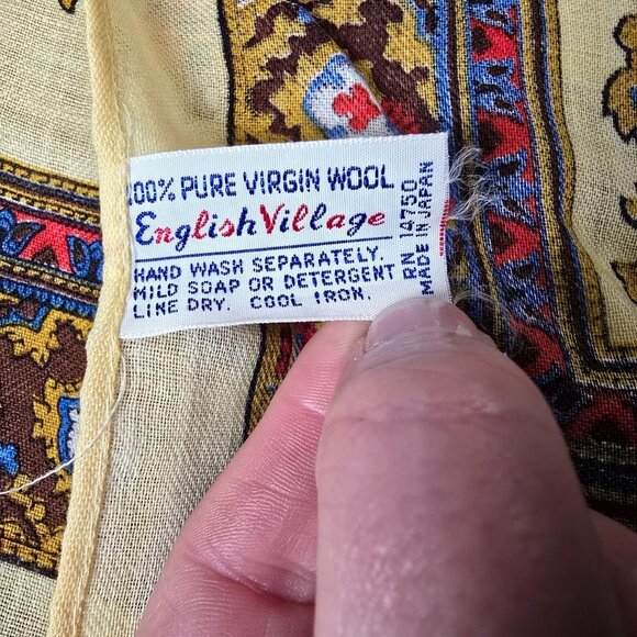 English Village Scarf Square Wool Japan Persian Inspired Baroque Floral Boho VTG - Picture 10 of 10